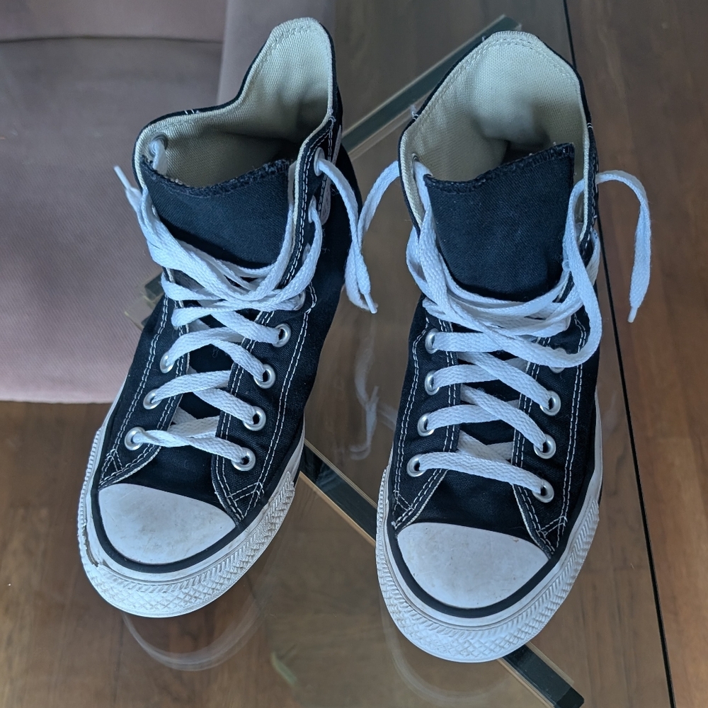 Converse Black High-Tops